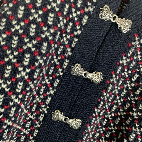 L.L. Bean Vintage cardigan sweater - Picture 2 of 4